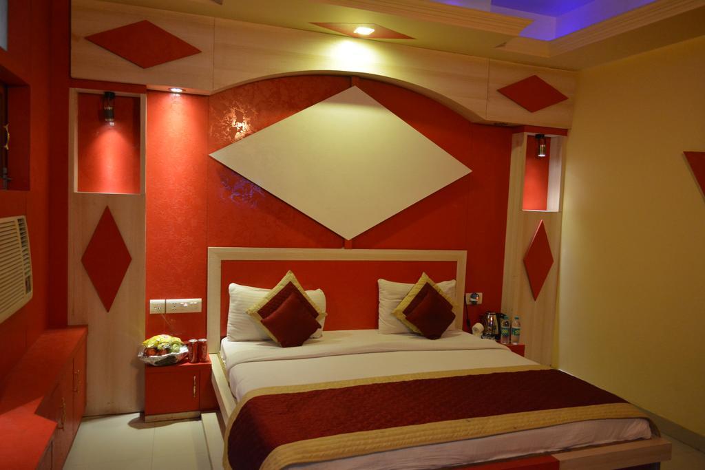 โฮเทล วิชัล เรซิเดนซี่ Hotel นิวเดลี ภายนอก รูปภาพ