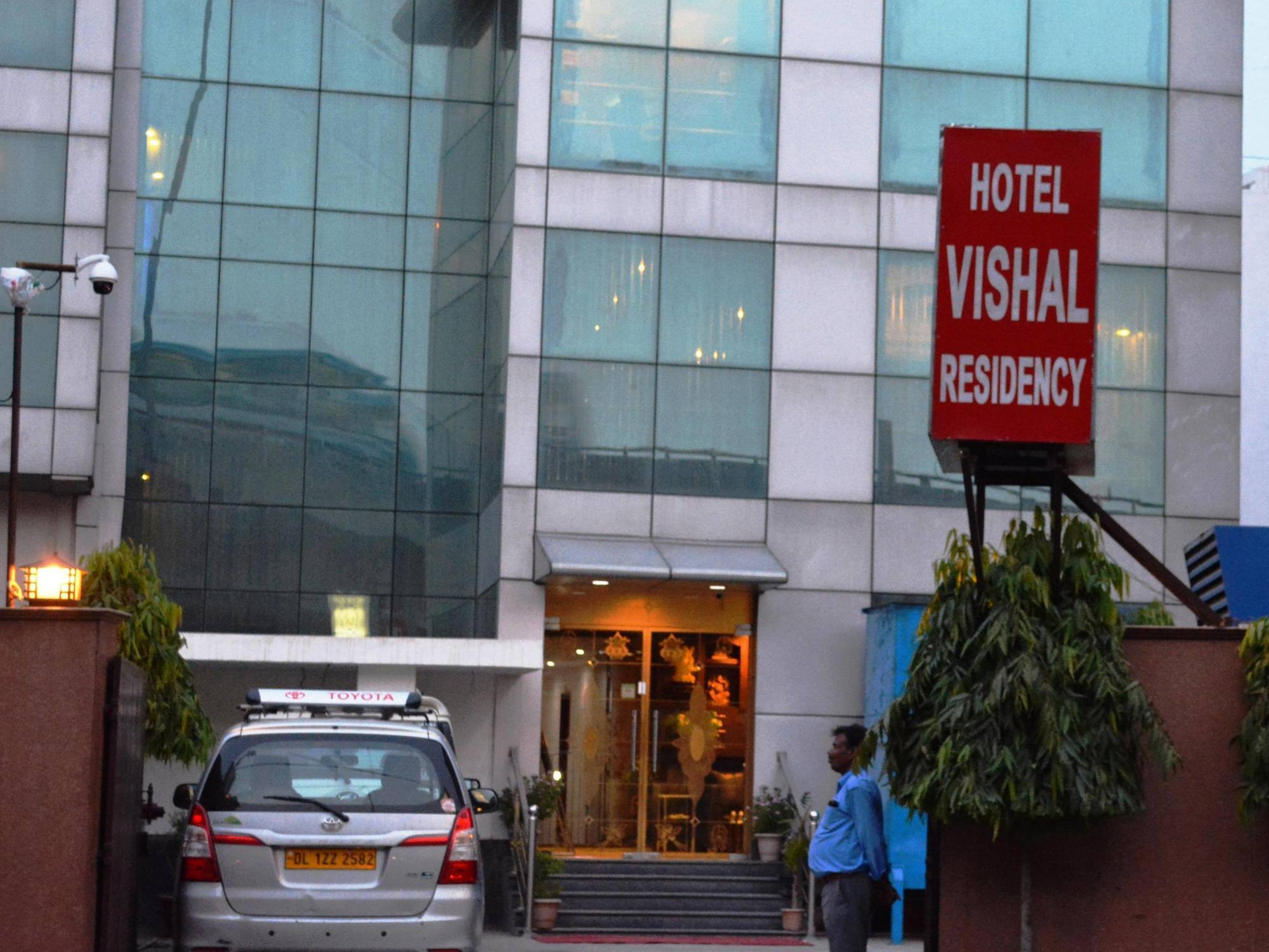 โฮเทล วิชัล เรซิเดนซี่ Hotel นิวเดลี ภายนอก รูปภาพ