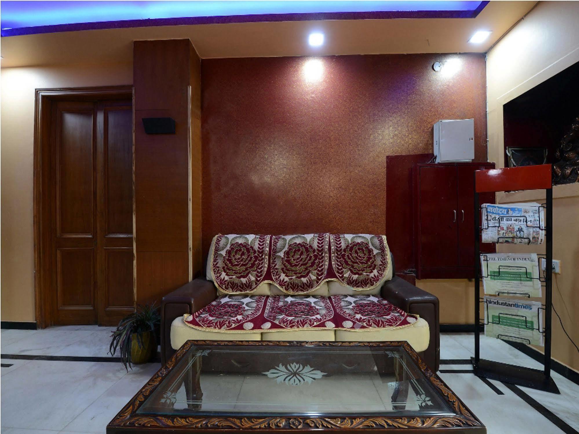 โฮเทล วิชัล เรซิเดนซี่ Hotel นิวเดลี ภายนอก รูปภาพ