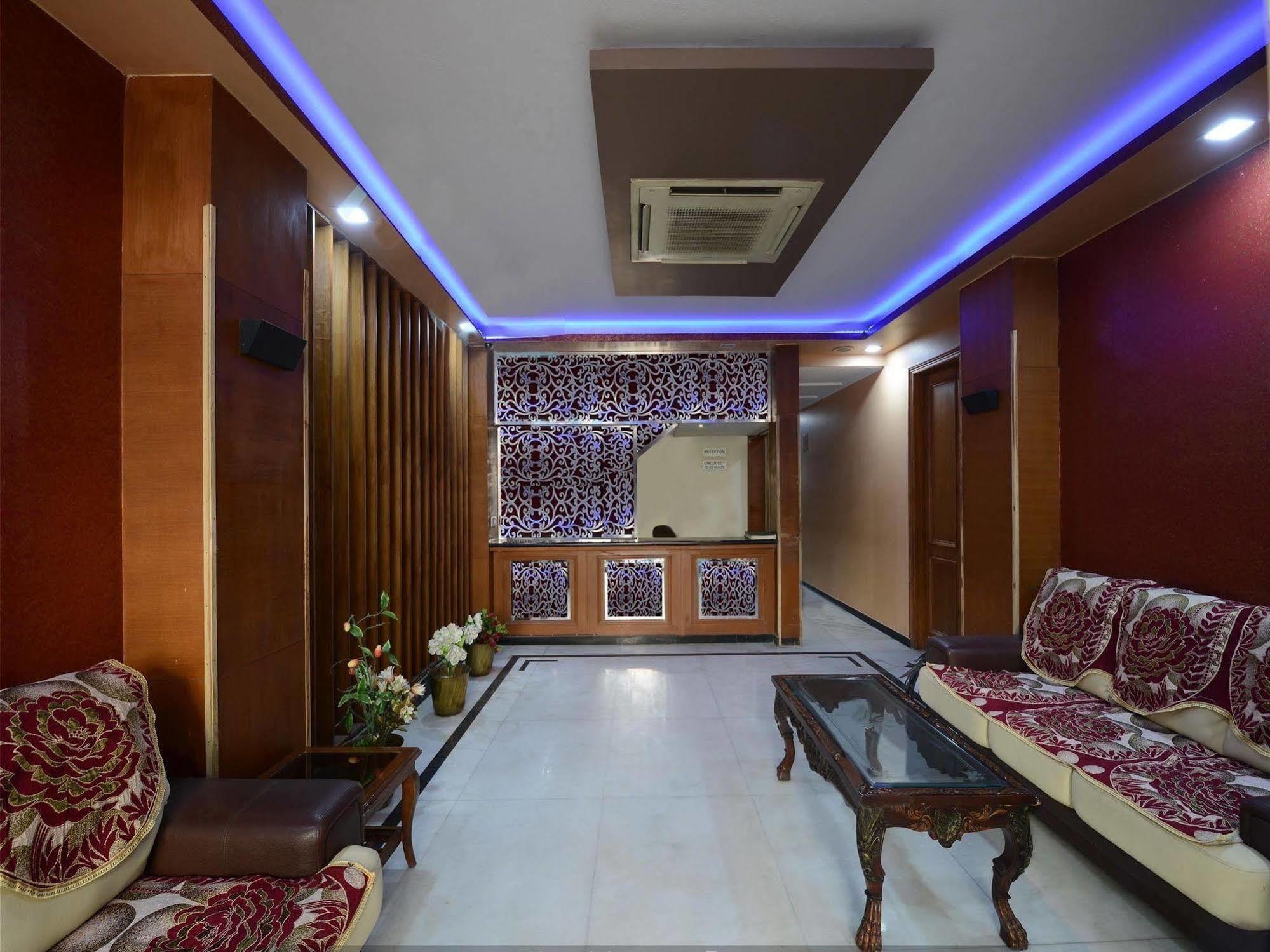 โฮเทล วิชัล เรซิเดนซี่ Hotel นิวเดลี ภายนอก รูปภาพ